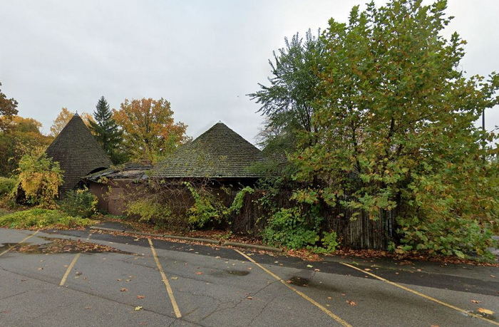 Belle Isle Childrens Zoo - Web Listing And Street View Photo (newer photo)